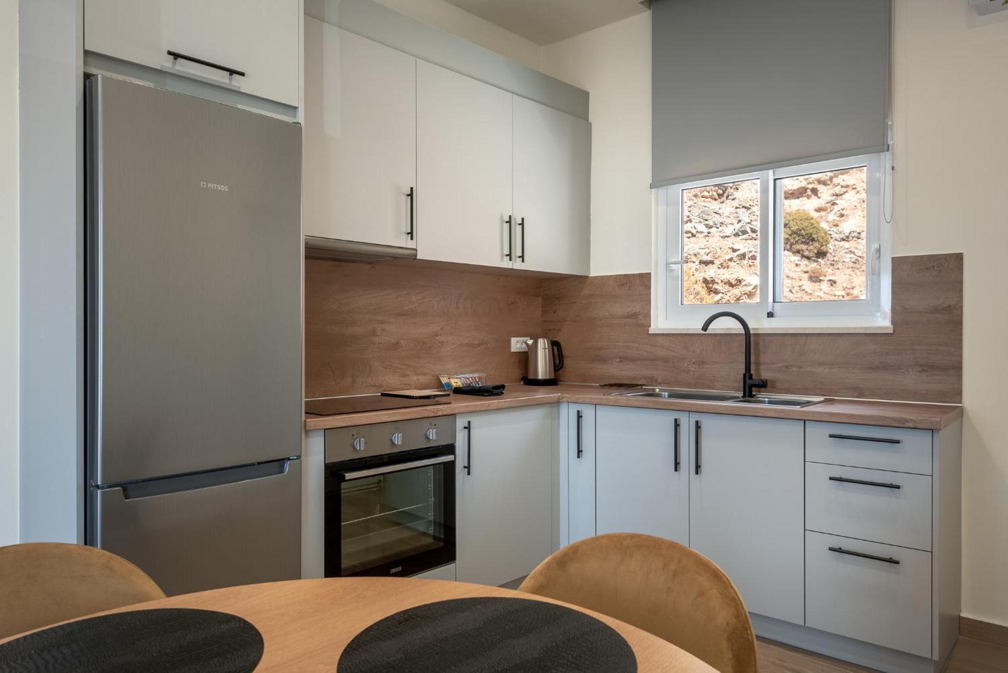 Cavros Residence ,In Chora Sfakion 'Construction 2024' ภายนอก รูปภาพ